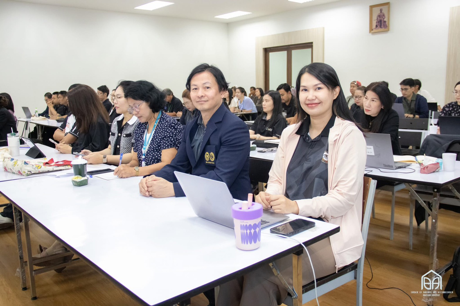 นายอนุวัทย์ เรืองจันทร์ หัวหน้าสำนักเลขานุการ และนางสาวสุนิษา แสนศรี นักวิจัย ได้เข้าร่วม โครงการอบรมการประเมินคาร์บอนฟุตพริ้นท์ขององค์กร