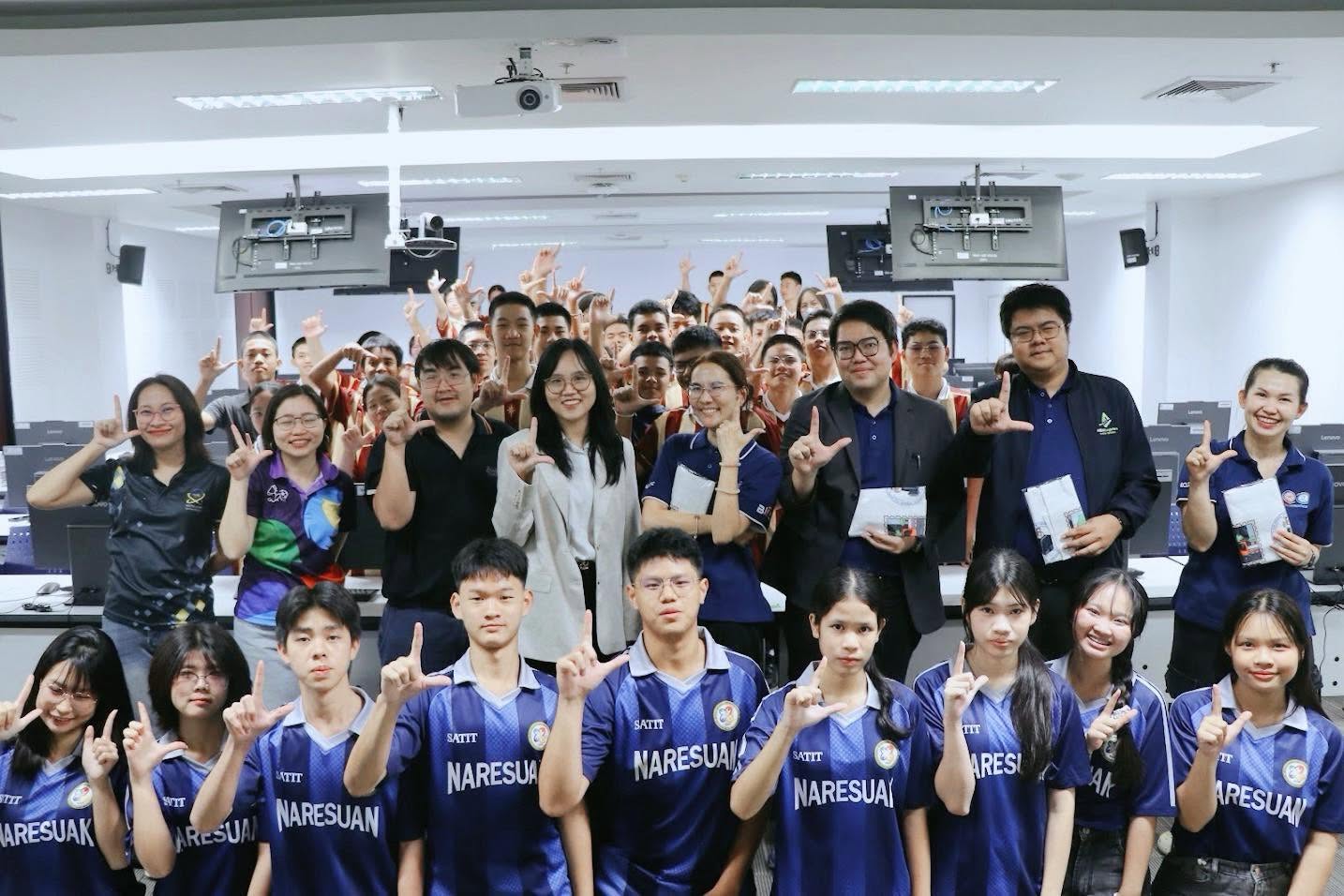 เปิดประสบการณ์เรียนรู้นอกห้องเรียน สู่โลกโลจิสติกส์และหุ่นยนต์อัจฉริยะ