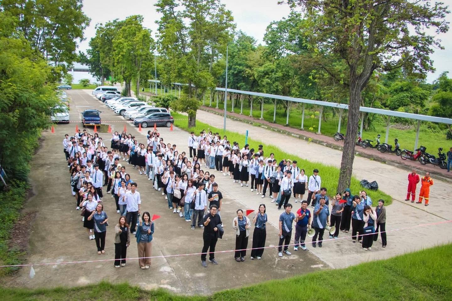 คณะโลจิสติกส์และดิจิทัลซัพพลายเชน จัดโครงการอบรมเชิงปฏิบัติการ เรื่อง การดับเพลิงเบื้องต้นและการฝึกอพยพหนีไฟ